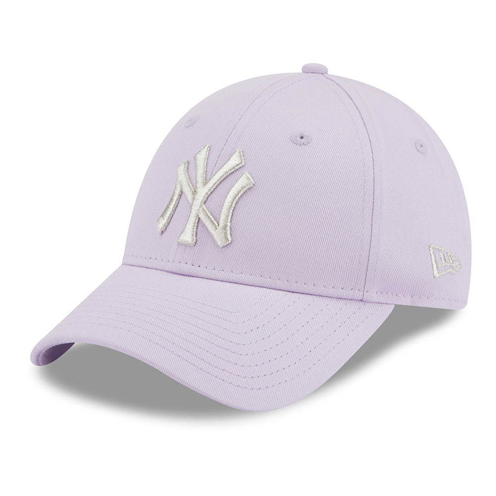New Era Womens 9FORTY New York Yankees Baseball Cap - MLB Metallic Logo - Lavender-Silver