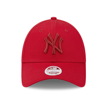 New Era Womens 9FORTY New York Yankees Baseball Cap - MLB League Essential - Scarlet-Red
