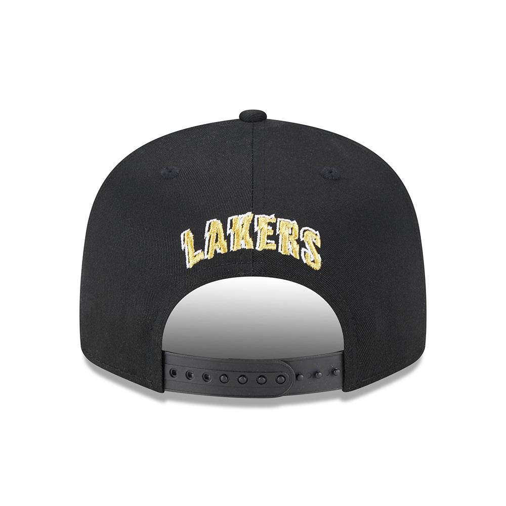 New Era 9FIFTY L.A. Lakers Snapback Cap - NBA Metallic Arch - Black