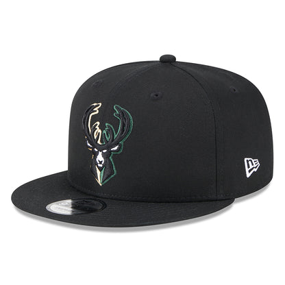 New Era 9FIFTY Milwaukee Bucks Snapback Cap - NBA Split Logo - Black