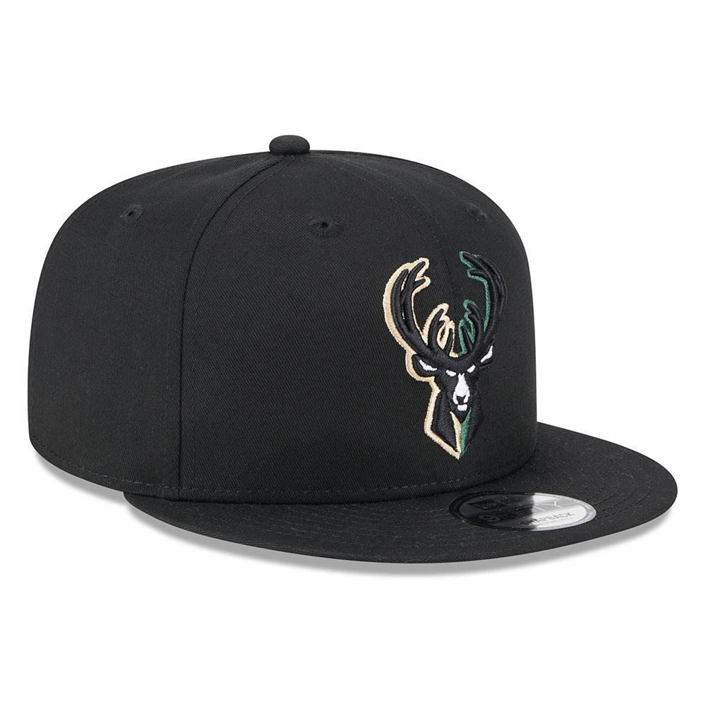 New Era 9FIFTY Milwaukee Bucks Snapback Cap - NBA Split Logo - Black
