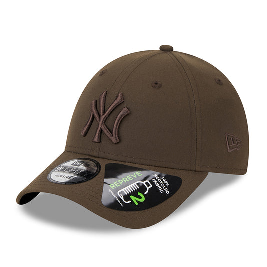 New Era 9FORTY New York Yankees Baseball Cap - MLB Repreve Outline - Brown