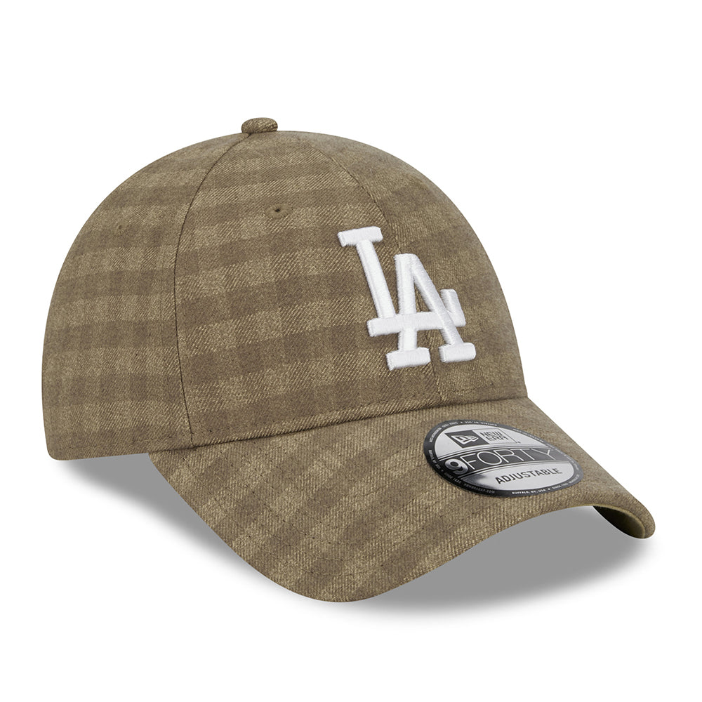 New Era 9FORTY L.A. Dodgers Baseball Cap - MLB Flannel - Camel-White