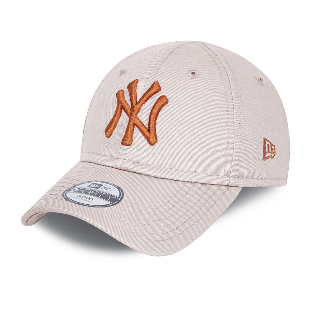 New Era Baby 9FORTY New York Yankees Baseball Cap - League Essential - Stone-Toffee