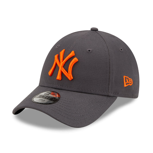 New Era Kids 9FORTY New York Yankees Baseball Cap - League Essential - Graphite-Orange