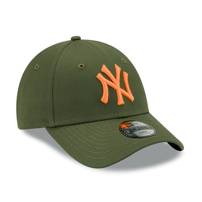 New Era Kids 9FORTY New York Yankees Baseball Cap - MLB League Essential - Olive-Orange