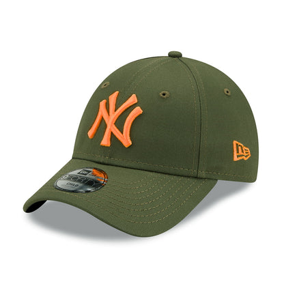 New Era Kids 9FORTY New York Yankees Baseball Cap - MLB League Essential - Olive-Orange